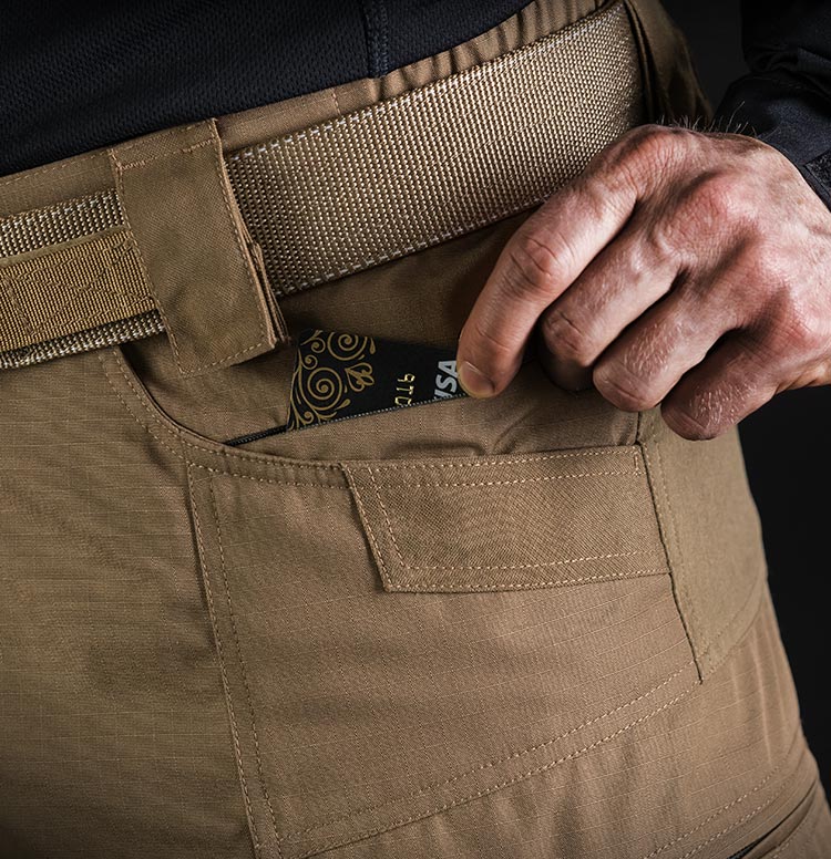 P-40-AT-undercover-pocket-m-